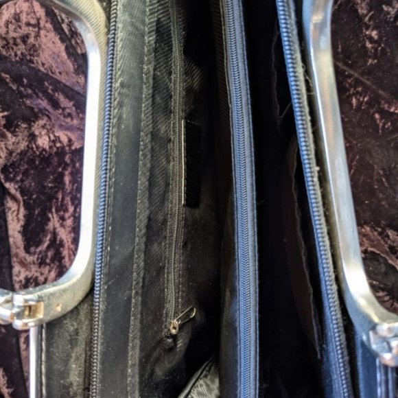 Flora Louis Leather Checkerboard Handbag Purse Excellent Black & White, Timeless - Picture 15 of 16